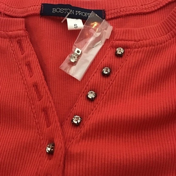 Boston Proper Red Long SleeveTop with Rhinestoned Buttons Size S - Picture 6 of 7